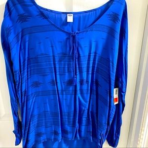 Old navy long sleeve blue Aztec print top